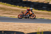 anglesey-no-limits-trackday;anglesey-photographs;anglesey-trackday-photographs;enduro-digital-images;event-digital-images;eventdigitalimages;no-limits-trackdays;peter-wileman-photography;racing-digital-images;trac-mon;trackday-digital-images;trackday-photos;ty-croes